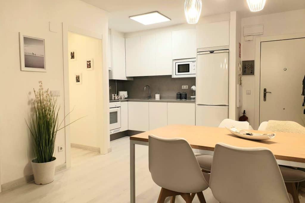 Nuevo-Casco Historico-Parking Gratuito. Apartment Oviedo Luaran gambar