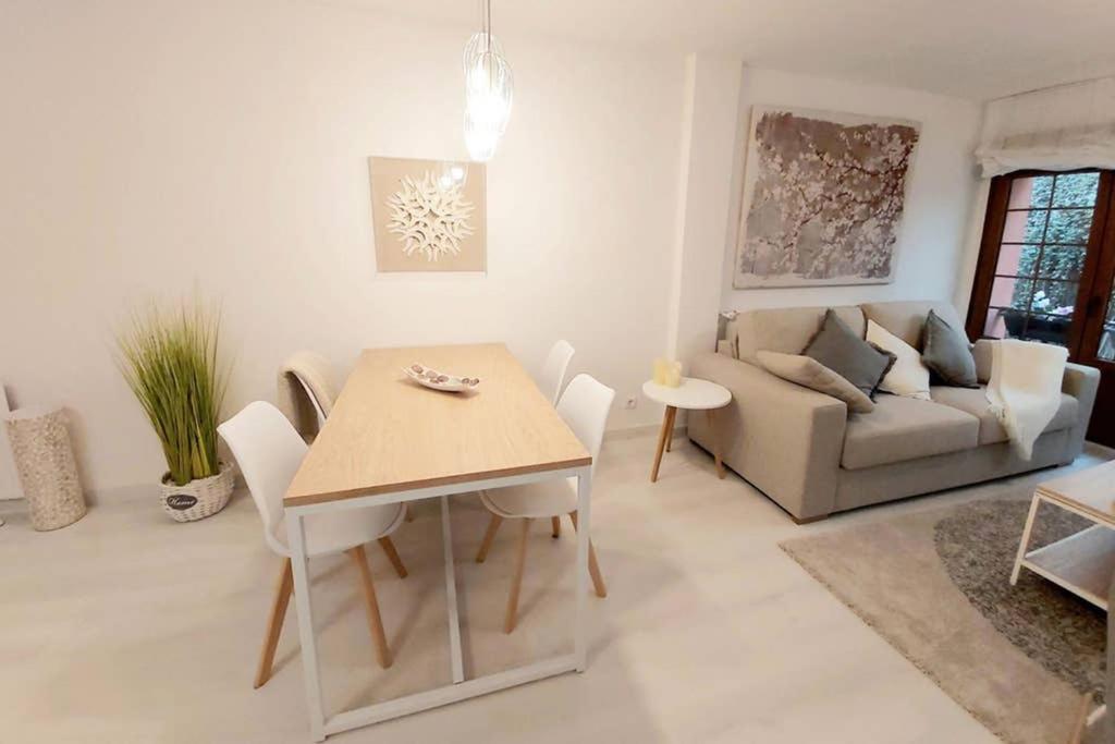 Nuevo-Casco Historico-Parking Gratuito. Apartment Oviedo Luaran gambar
