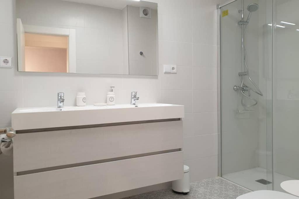 Nuevo-Casco Historico-Parking Gratuito. Apartment Oviedo Luaran gambar
