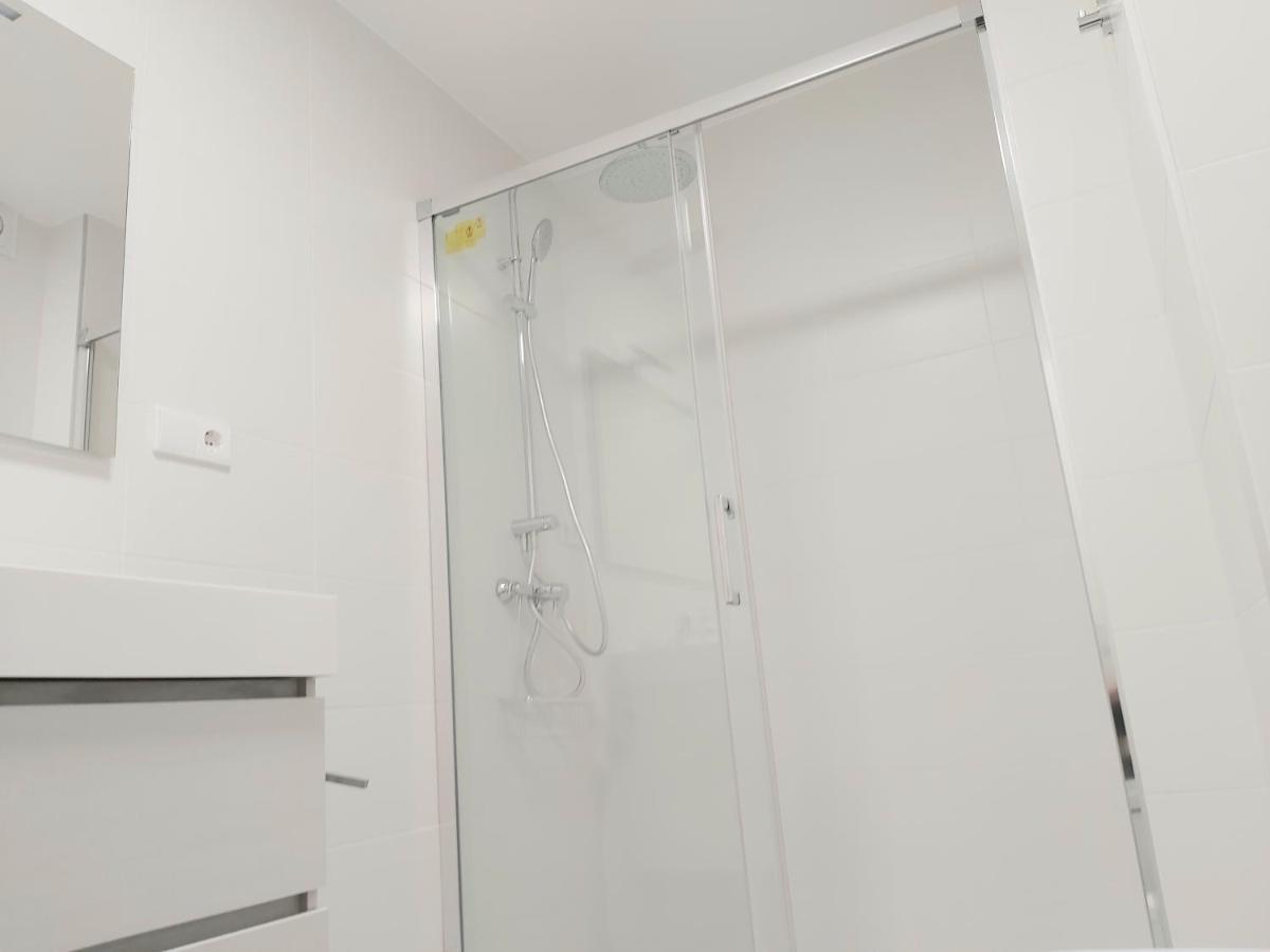 Nuevo-Casco Historico-Parking Gratuito. Apartment Oviedo Luaran gambar